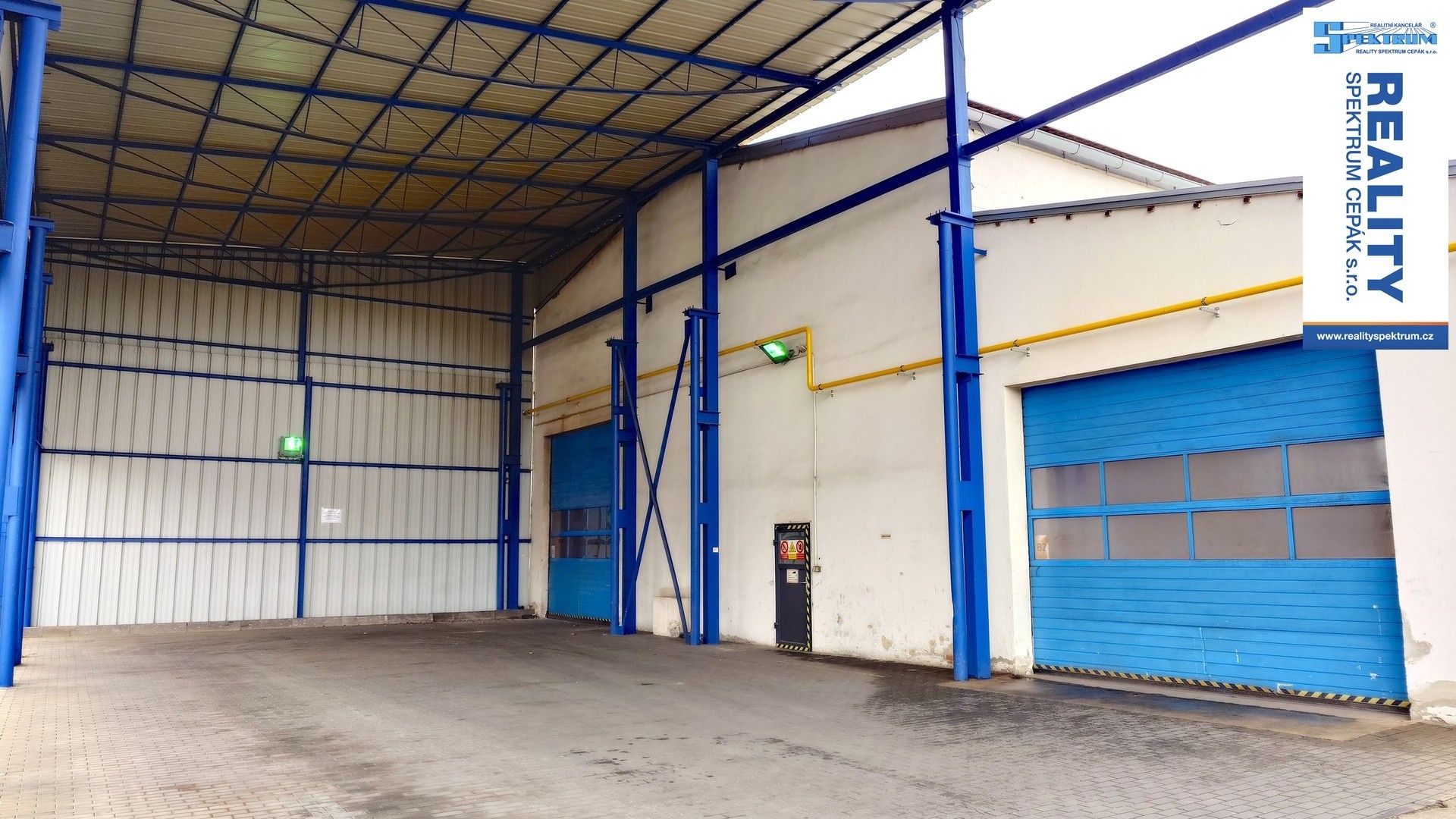 Sklady, Hůrecká, Lišov, 1 m²