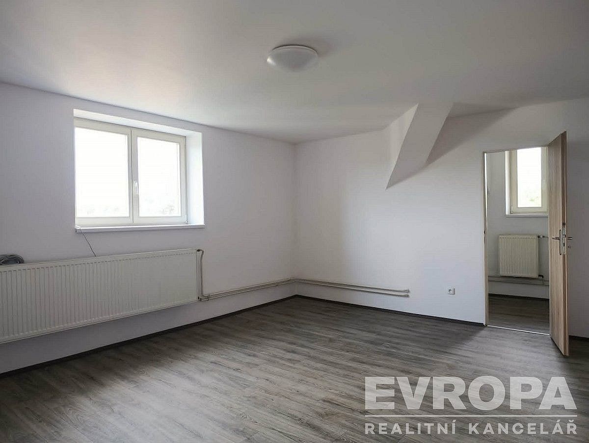 Byt 2+1 · 70 m² · Liberec - Liberec III-Jeřáb, Liberecký kraj - 3