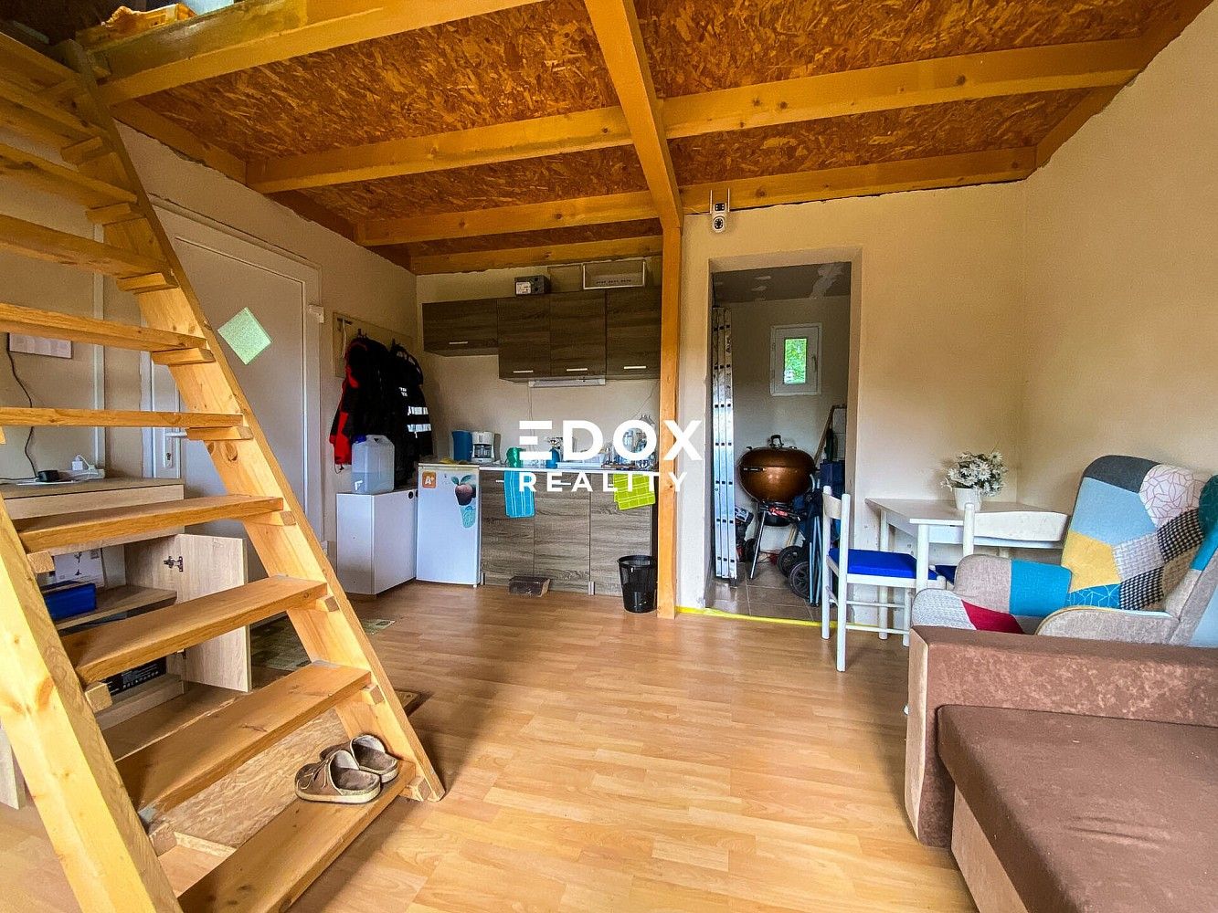 Prodej chalupa - Kralupy nad Vltavou - Mikovice, okres Mělník, Středočeský kraj, 25 m² - 2