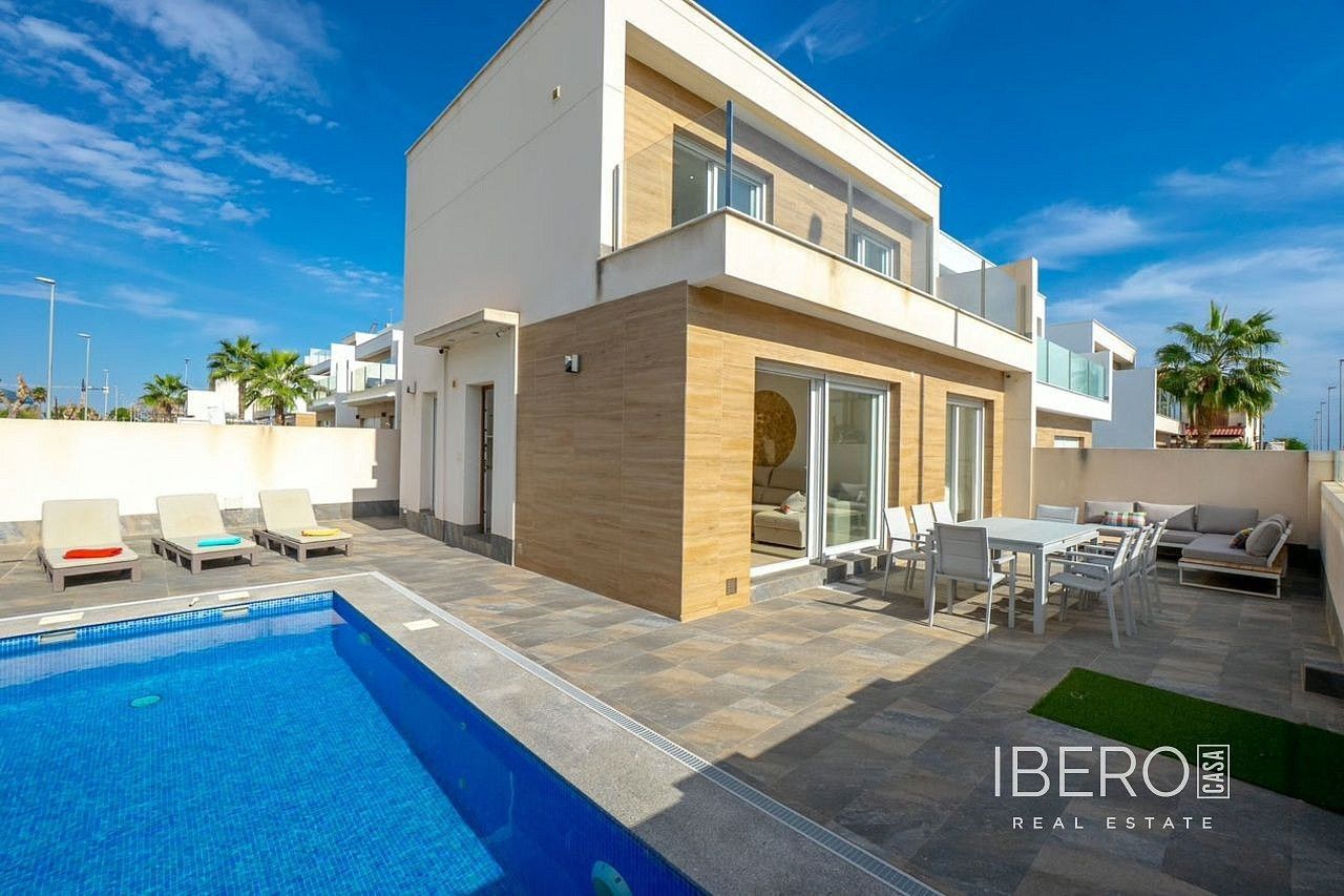Prodej rodinný dům - Pilar de la Horadada, ES, 108 m² - 2
