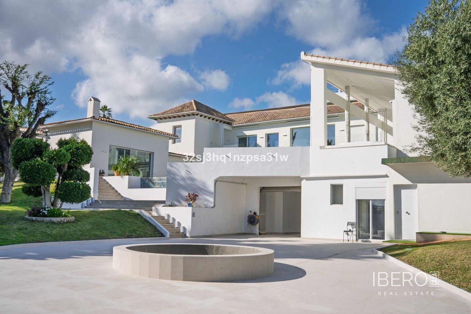 Prodej rodinný dům - Guadalmina Alta, ES, 933 m² - 2