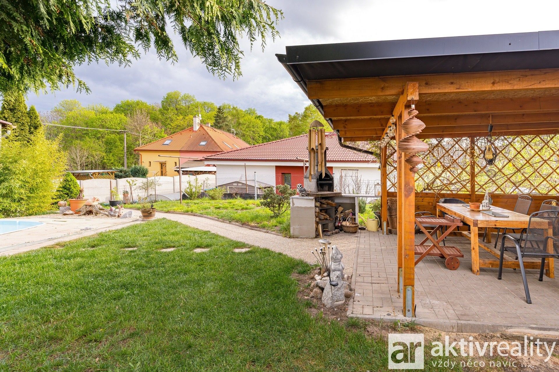 Prodej rodinný dům - K Rybníku, Horoměřice, 150 m²