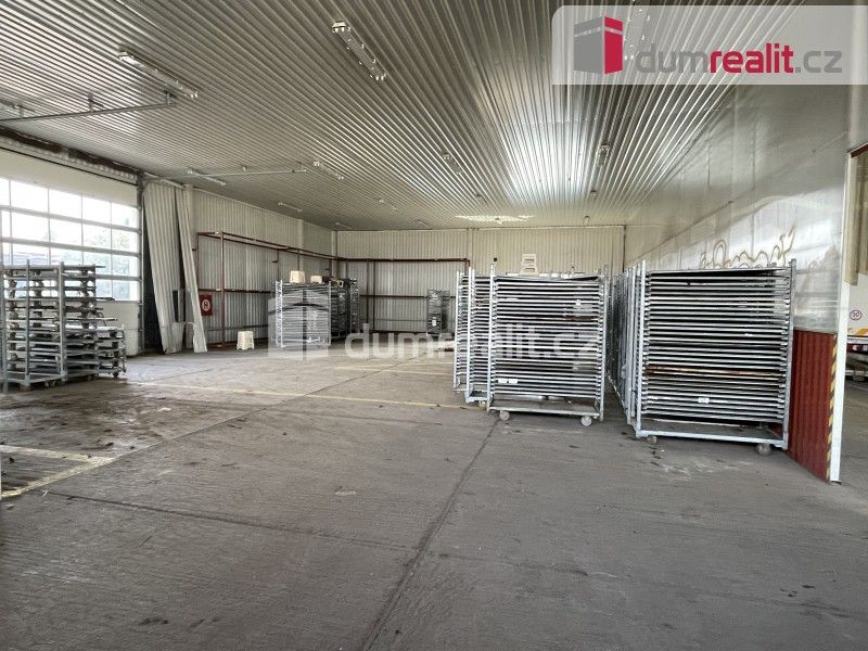 Pronájem komerční - Petrov, 887 m² - 5