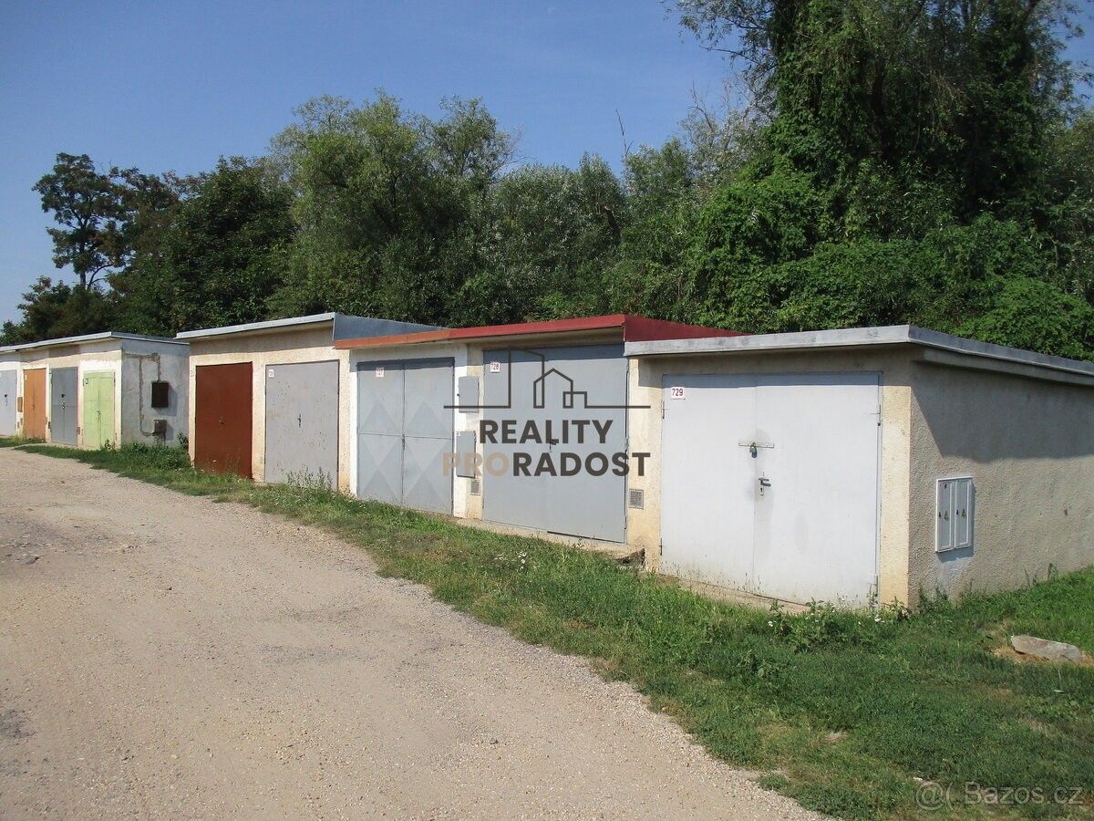 Pronájem garáž - Znojmo, 671 81