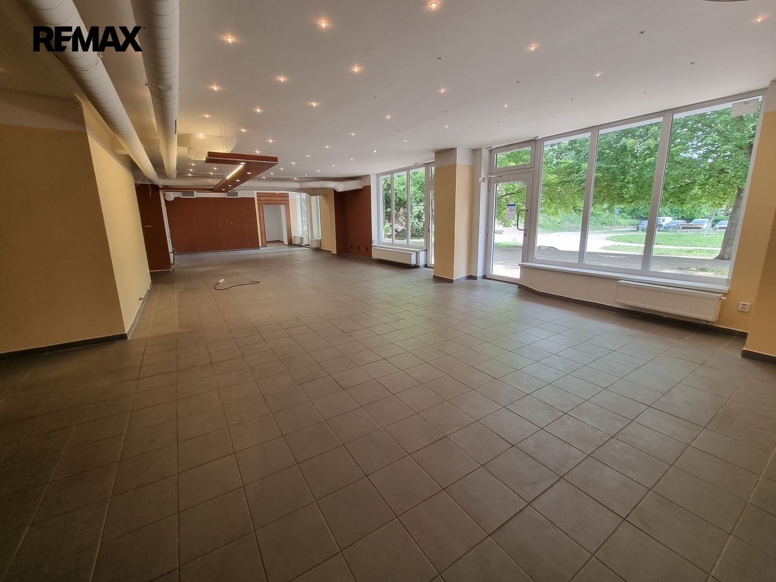 Obchodní prostory, Kudrnova 234, Praha Motol, 164 m² - 2