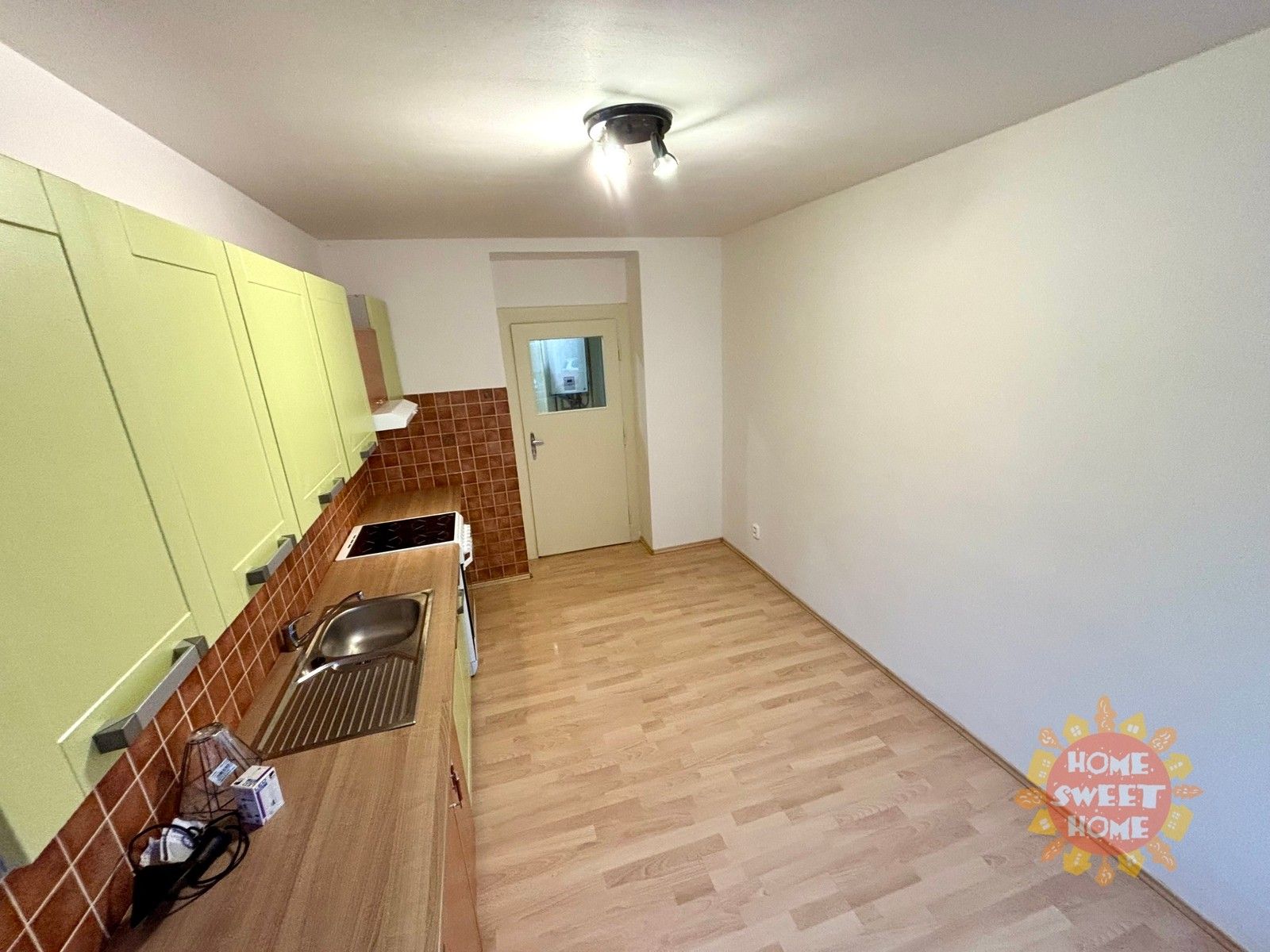 Pronájem byt 1+1 - Na nivách, Praha, 60 m²