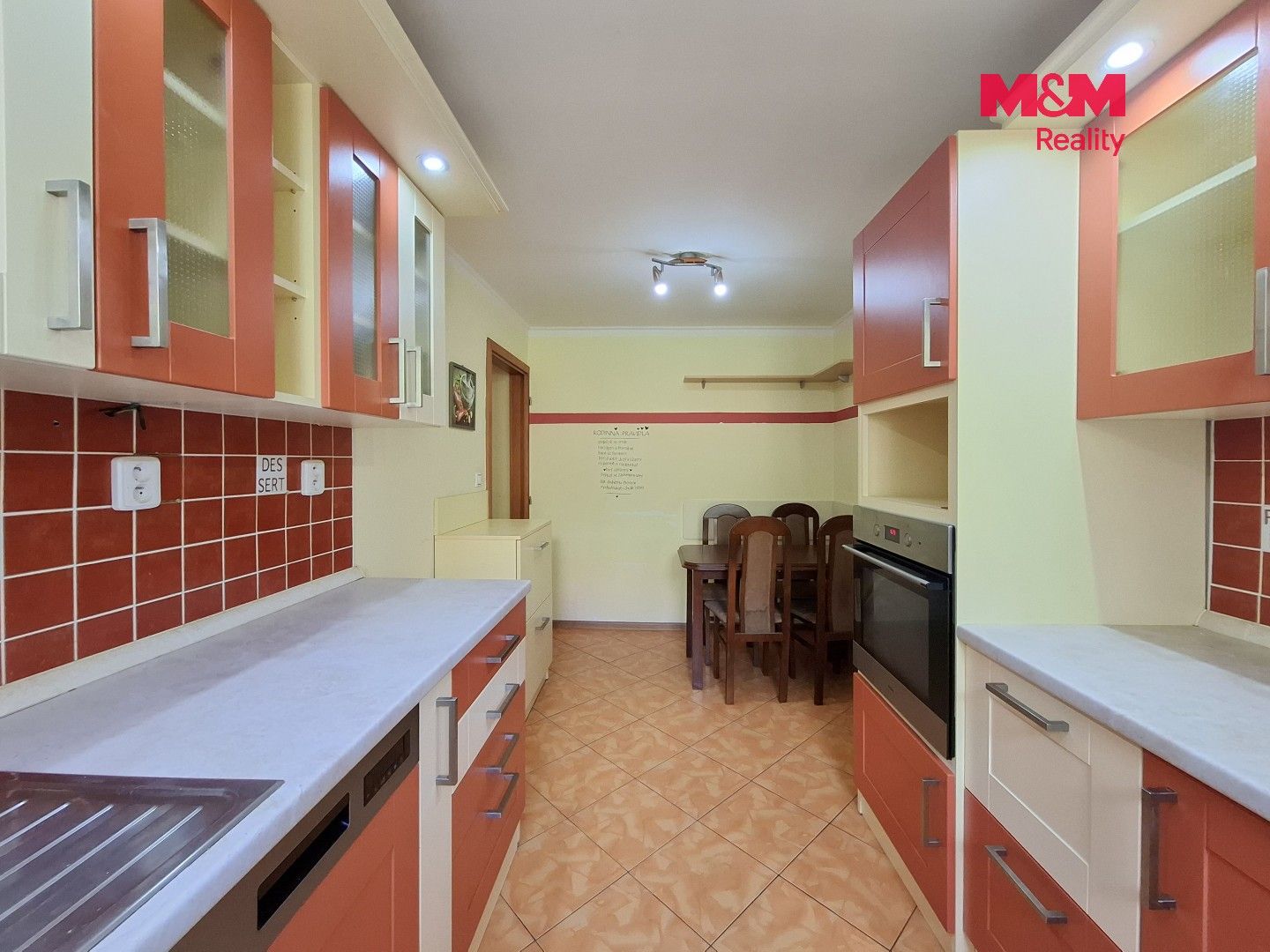 Byt 2+1 · 55 m² · Luční, Ostrov - 3