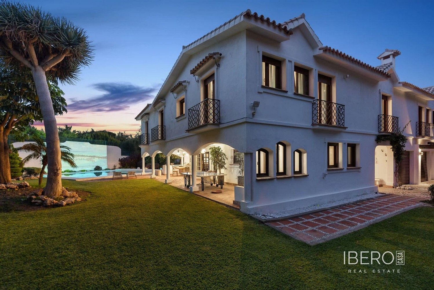 Prodej rodinný dům - Guadalmina Baja, ES, 555 m² - 2