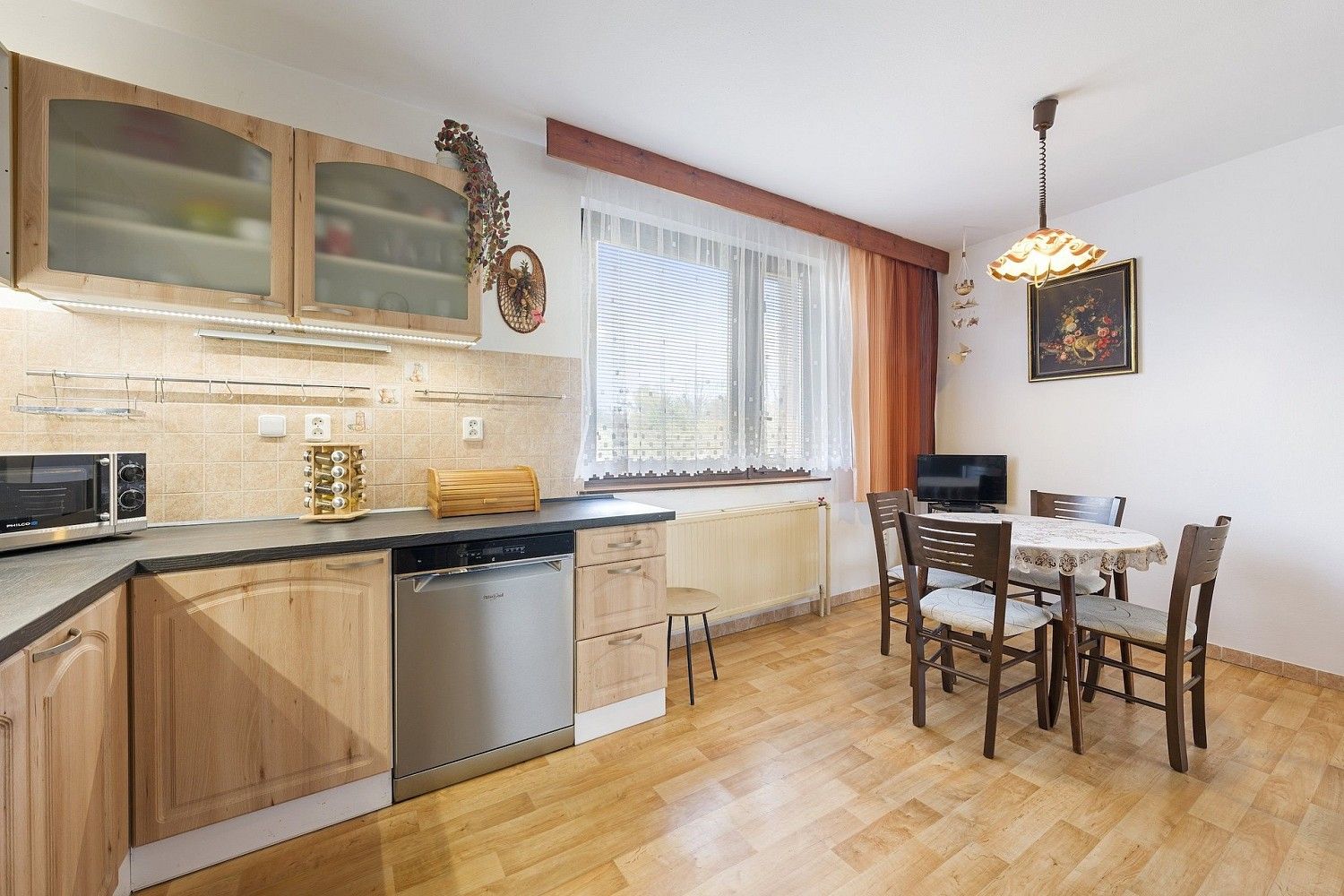 Prodej rodinný dům - Lanškroun - Dolní Třešňovec, okres Ústí nad Orlicí, Pardubický kraj, 301 m² - 5