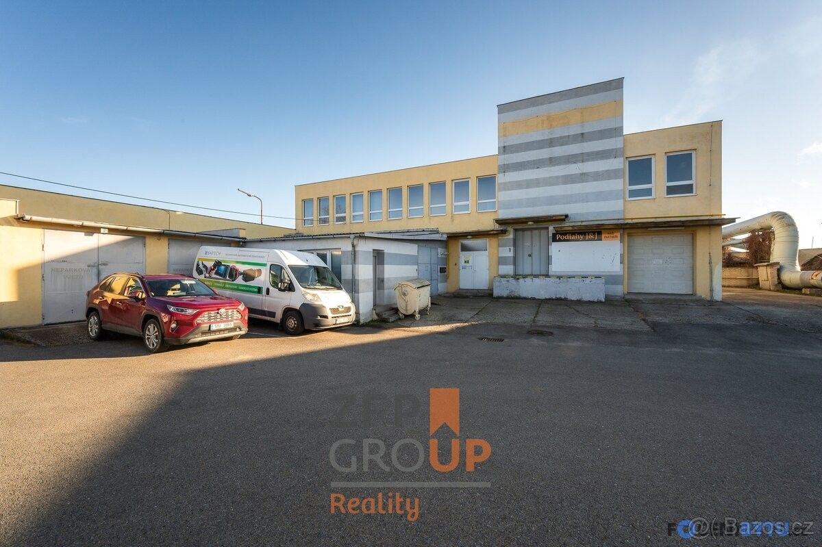 Obchodní prostory, Hodonín, 695 01