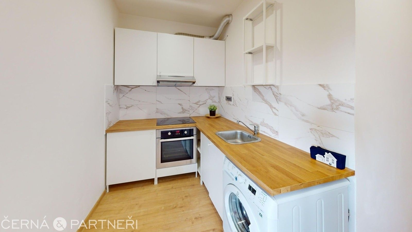 Prodej byt 2+kk - Sídliště U Nového nádraží, Bílina, 36 m²