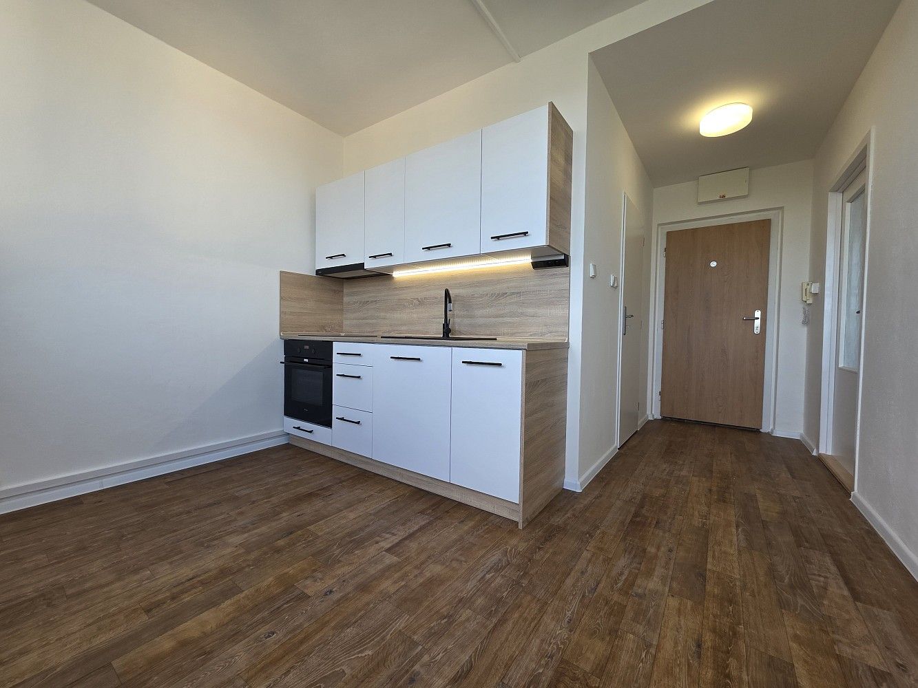 1+1, Liptovská, Opava - Kylešovice, 37 m² - 1