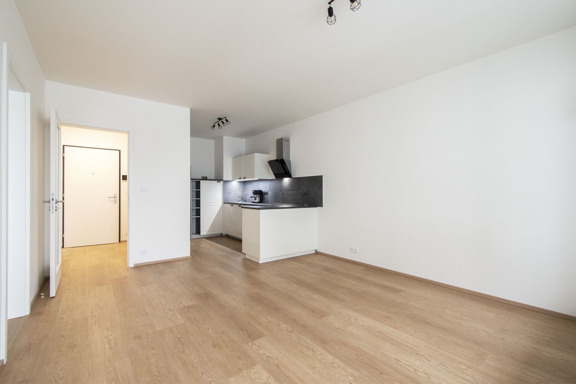 Byt 2+kk · 49 m² · V Horkách, Praha - 4