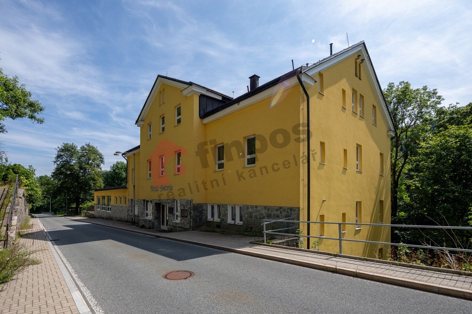 Ubytovací zařízení, 1 709 m²