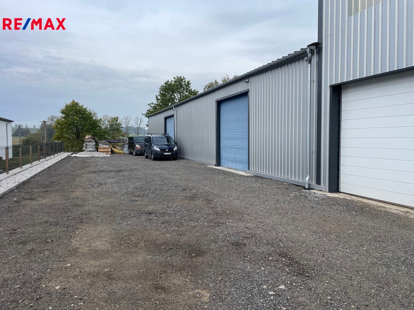 Sklady, České Budějovice, 450 m²