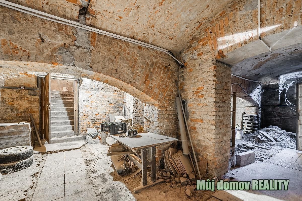 Sklad · 120 m² · Sokolovská, Praha - 3