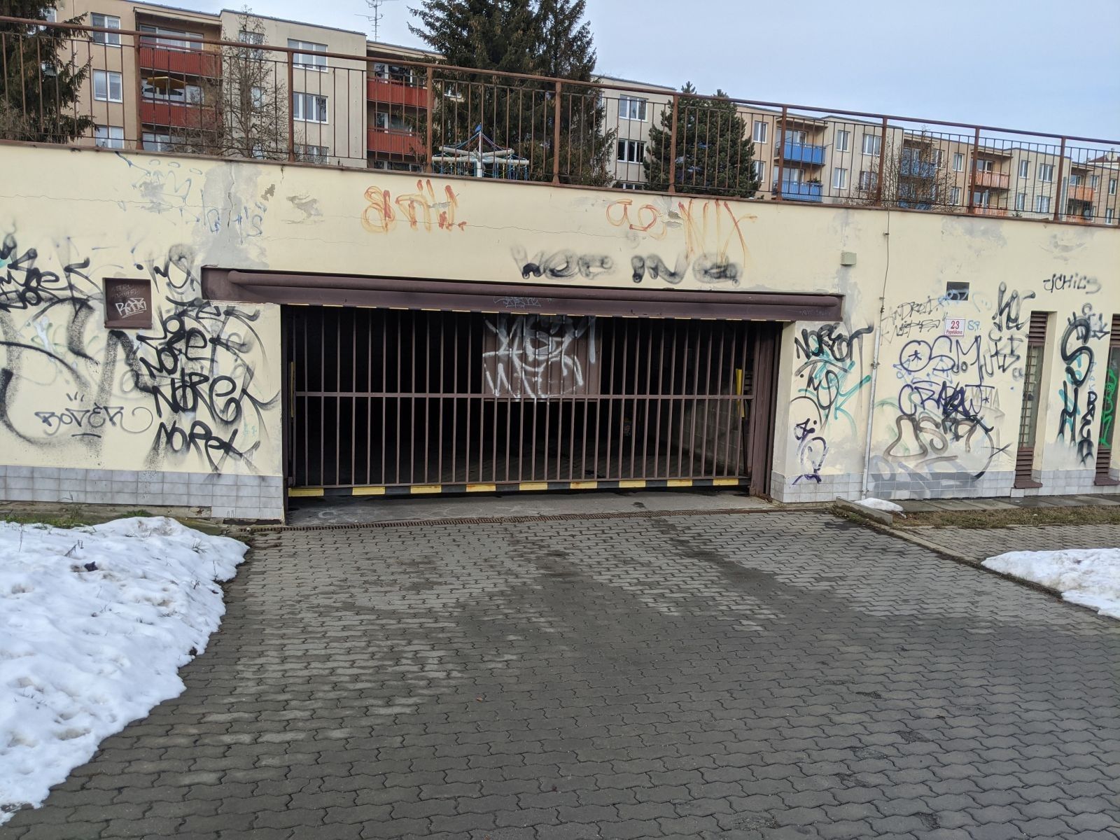 Garáže, Popelákova, Brno - Líšeň, Jihomoravský kraj, 17 m² - 2