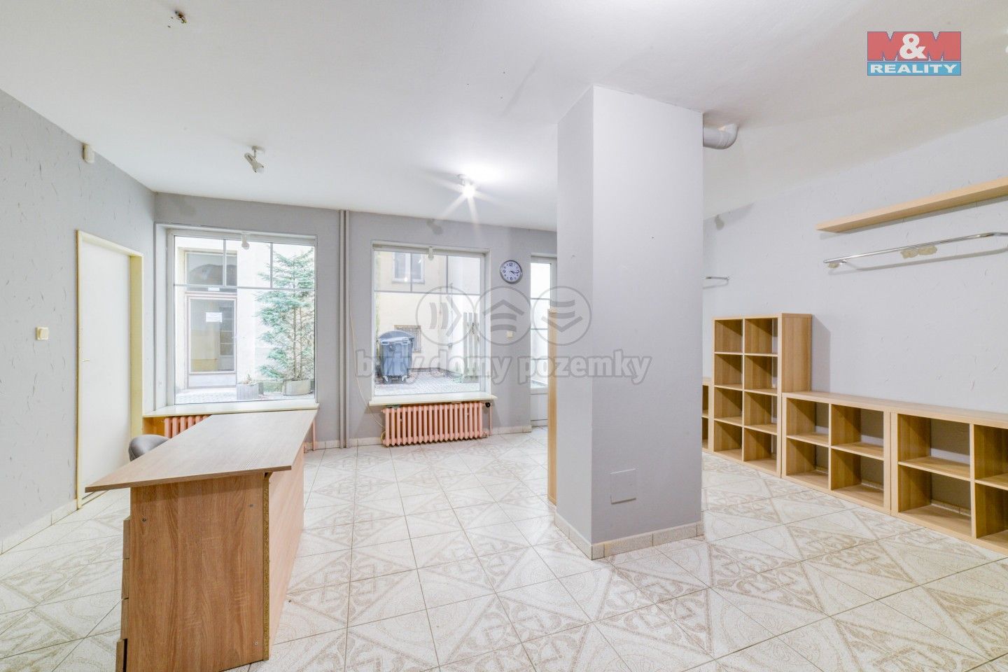 Pronájem obchodní prostory - Hlavní třída, Mariánské Lázně, 31 m²