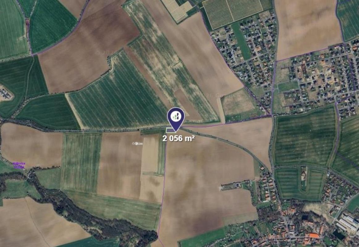 Prodej zemědělský pozemek - Křenice, 685 m²