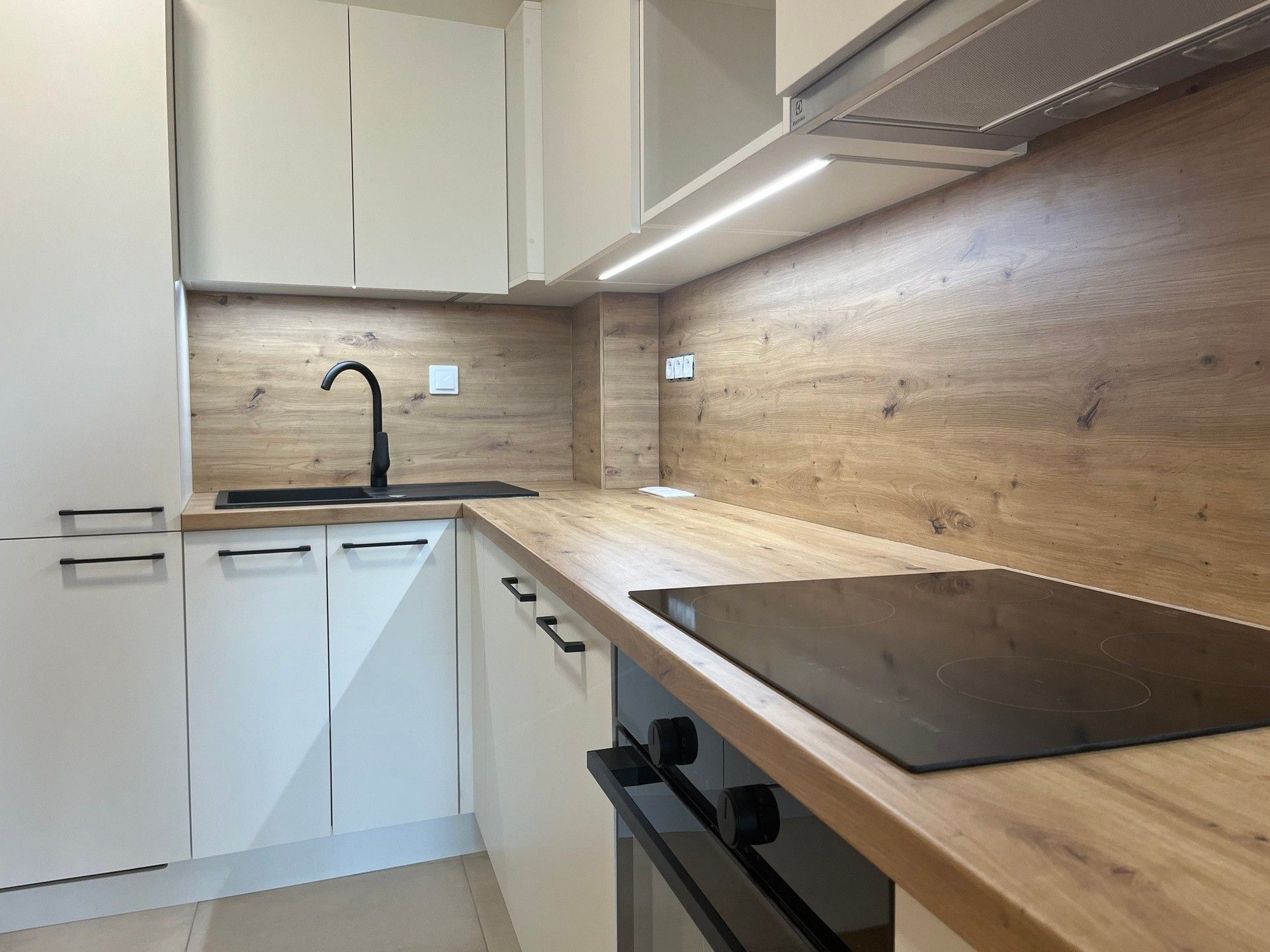 1+kk, Masarykovo náměstí, Bystřice nad Pernštejnem, 41 m²