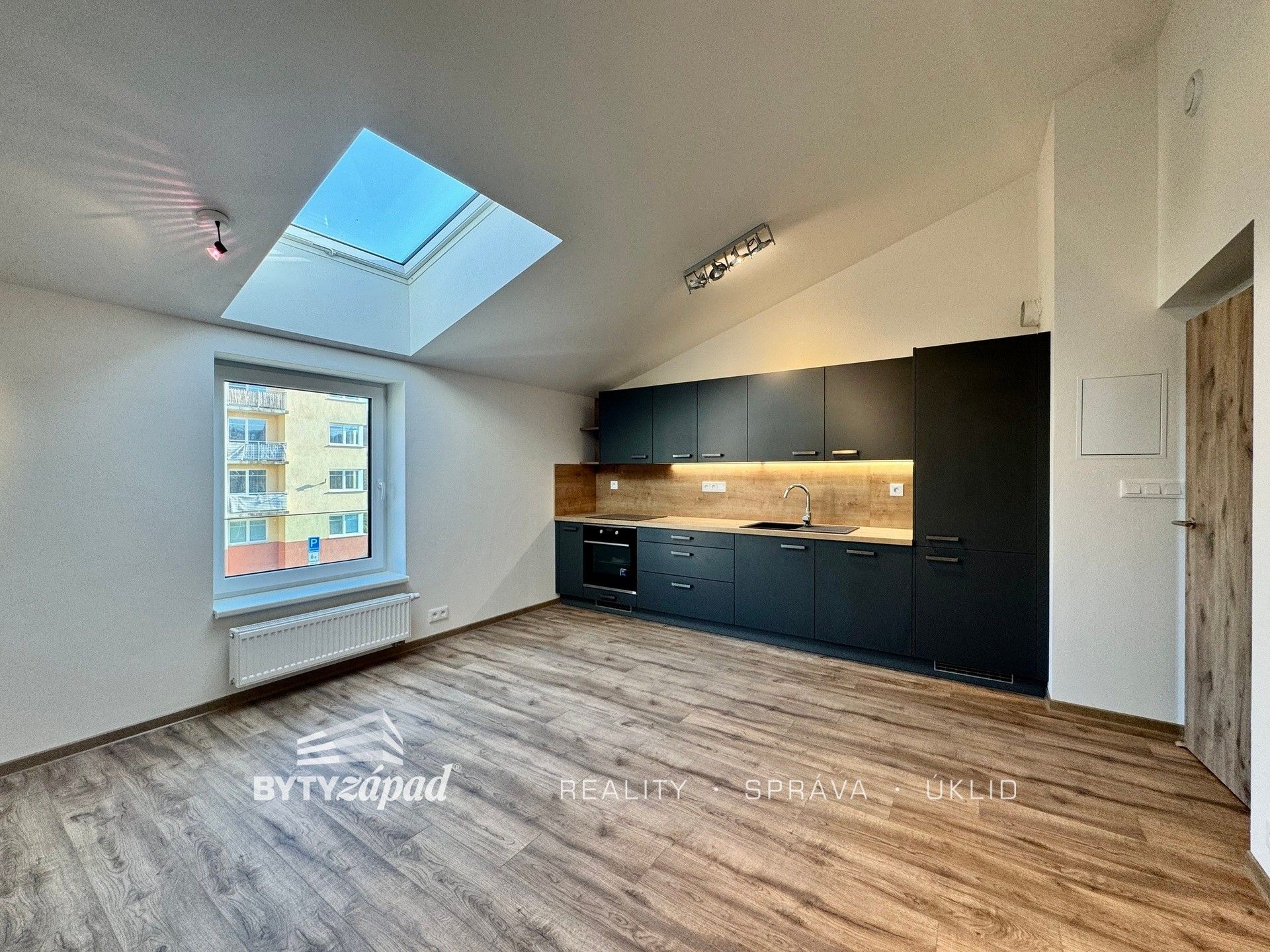 Pronájem byt 2+kk - Malostranská 407, Plzeň Východní Předměstí, 48 m² - 2