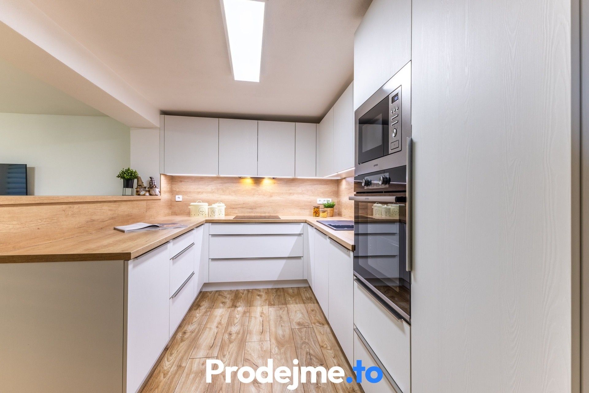 Prodej rodinný dům - Dolní, Dobšice, 277 m² - 5