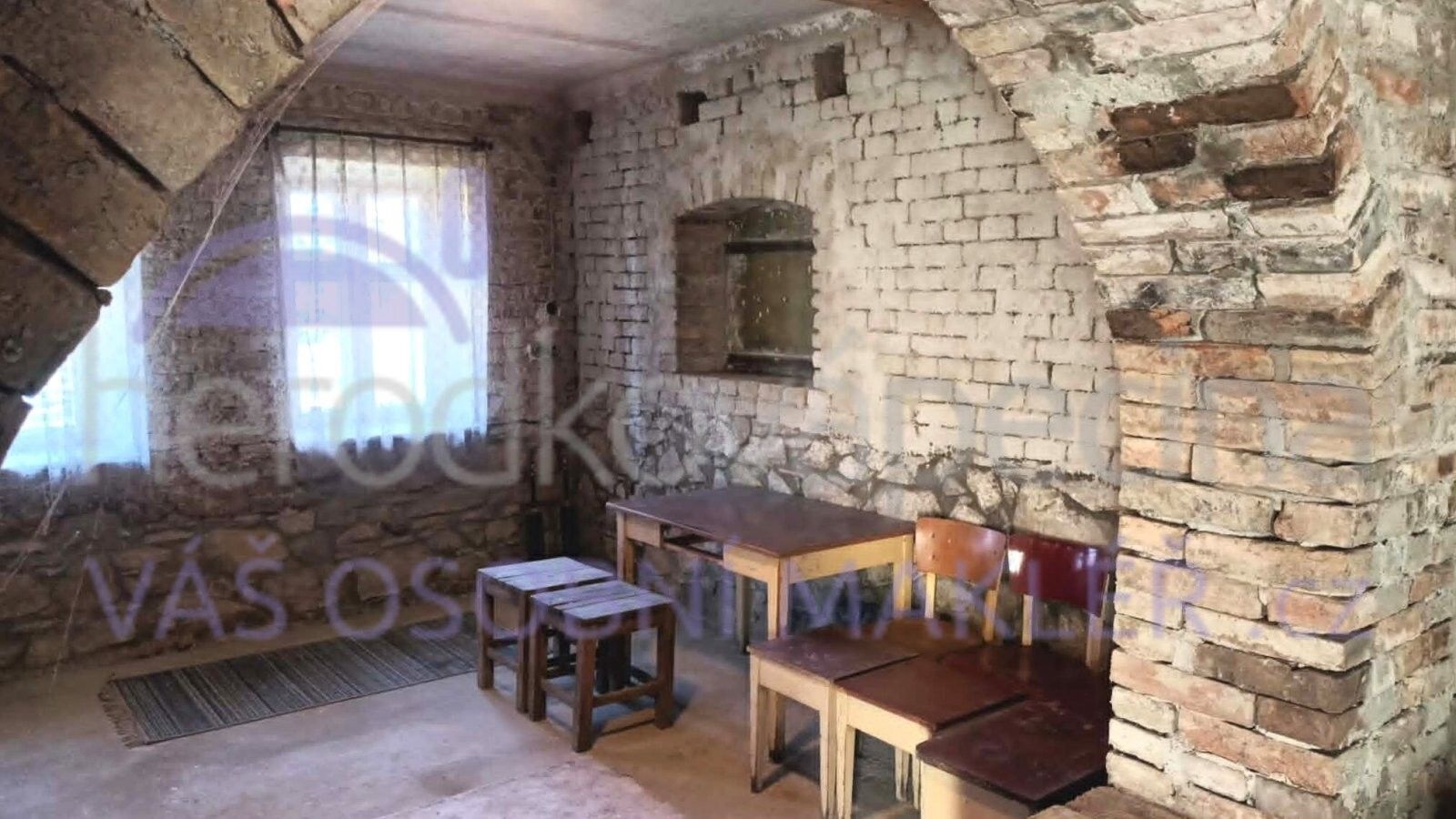 Chalupa · 235 m² · Roštín - 3