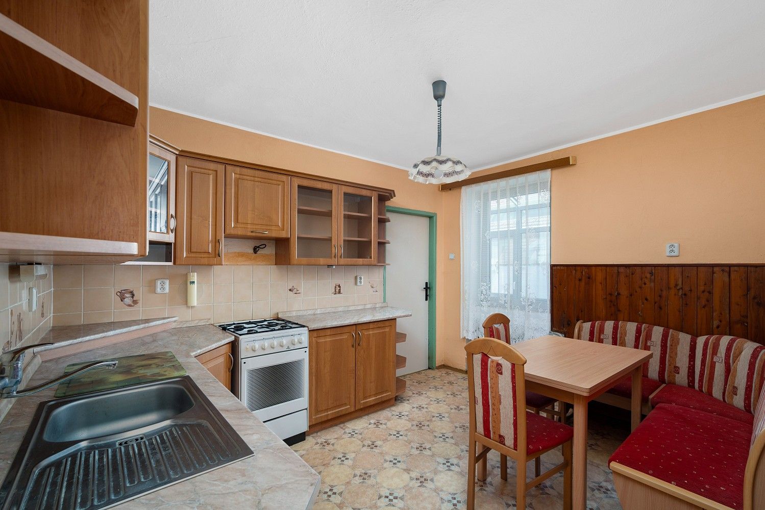 Prodej rodinný dům - Vysoké Popovice, okres Brno-venkov, 214 m² - 2