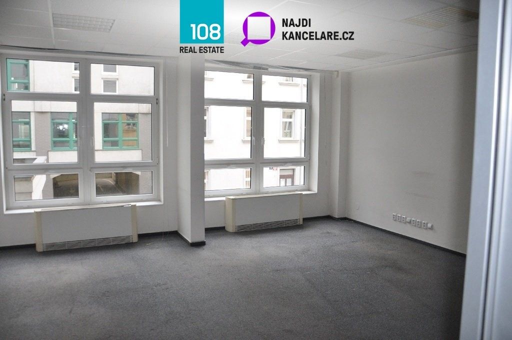Kancelář · 698 m² · Na Maninách 1040, Praha Holešovice - 3