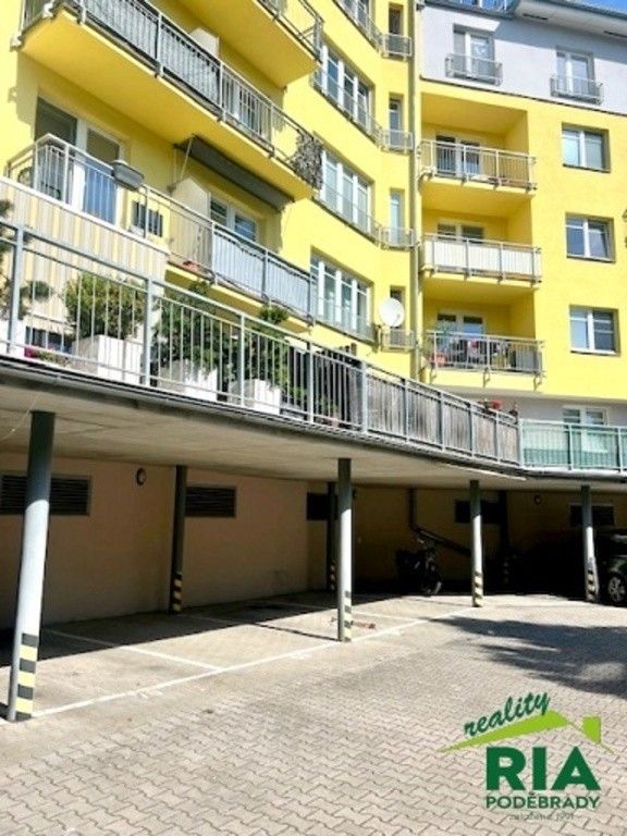 Garáže, Poděbrady, 290 01, 13 m²