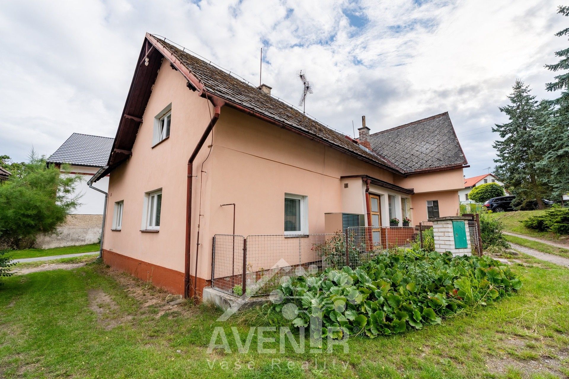 Rodinné domy, Mukařov, 189 m²