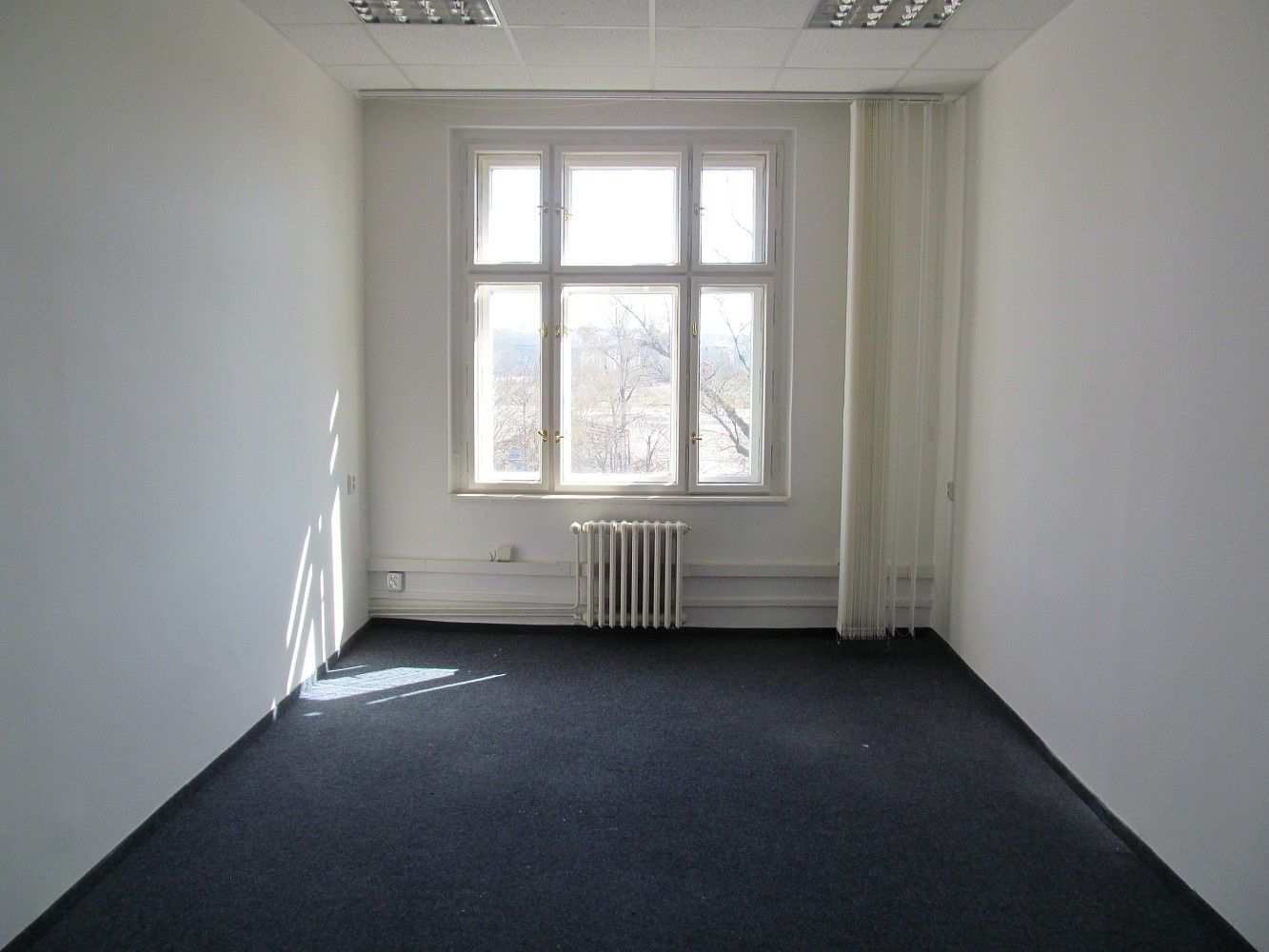 Kanceláře, Jablonského, Praha 7, 17 m² - 1