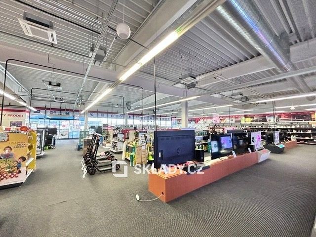 Obchodní prostory, České Budějovice, 795 m² - 1