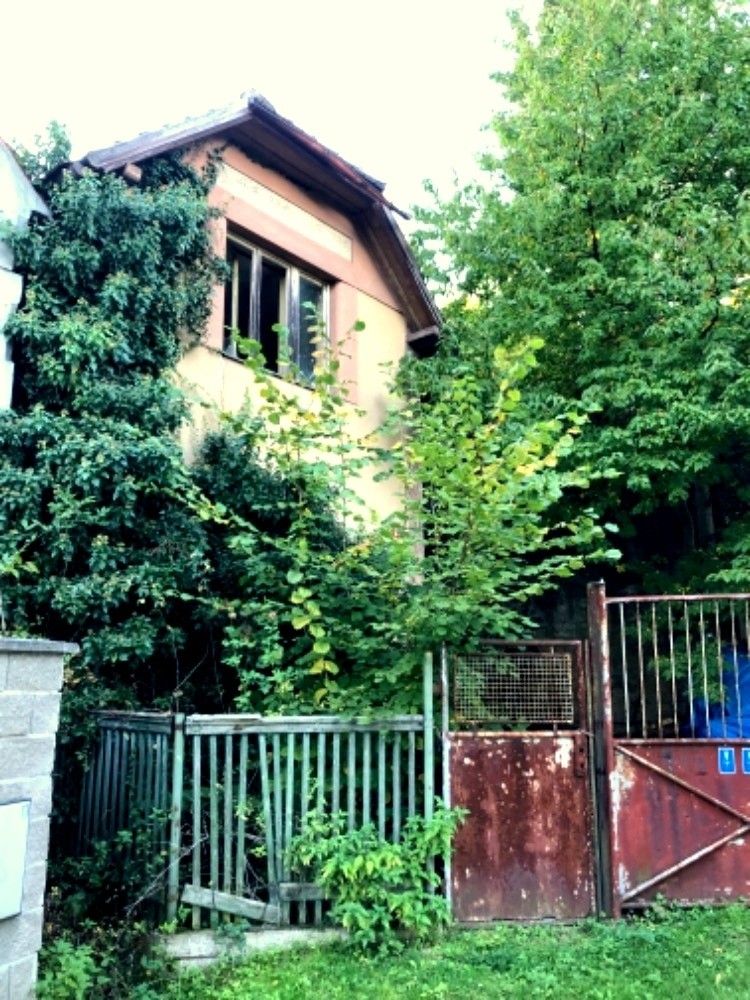 Prodej dům - Pozdeň, 273 76
