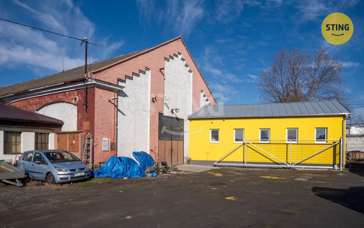 Komerční nemovitost · 1 100 m² · Opava - 3