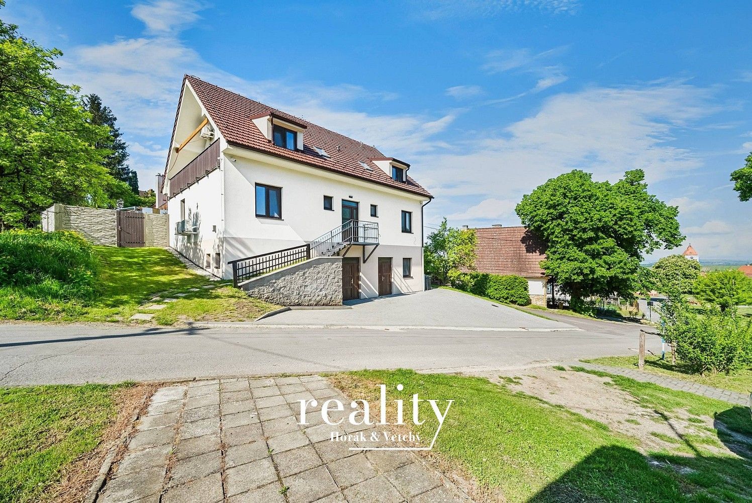 Ubytovací zařízení, 205 m²