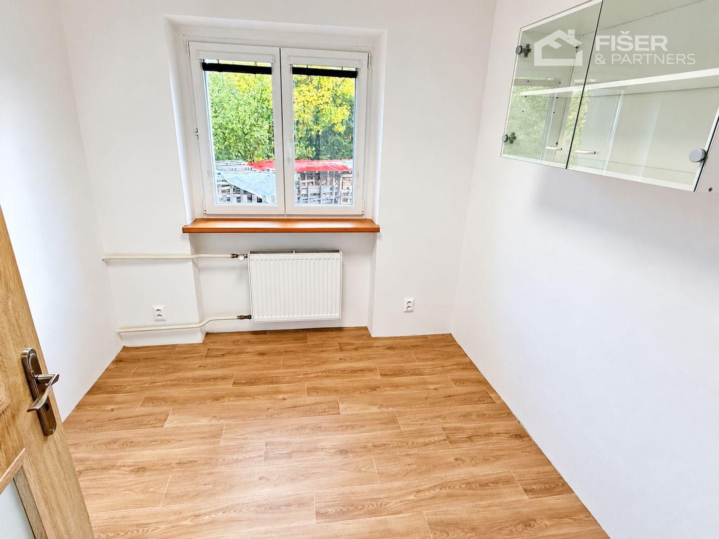 Byt 3+1 · 80 m² · Na Nivách, Krhová - 4