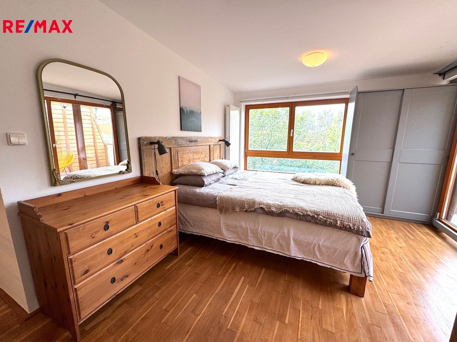 2+kk, Hořejší nábřeží 785, Praha, 44 m²