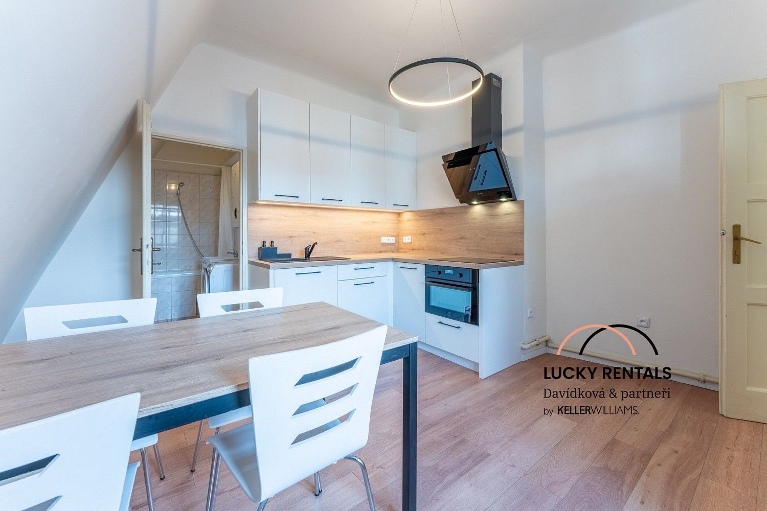 2+1, Praha - Staré Město, okres Praha 1, Hlavní město Praha, 65 m² - 2
