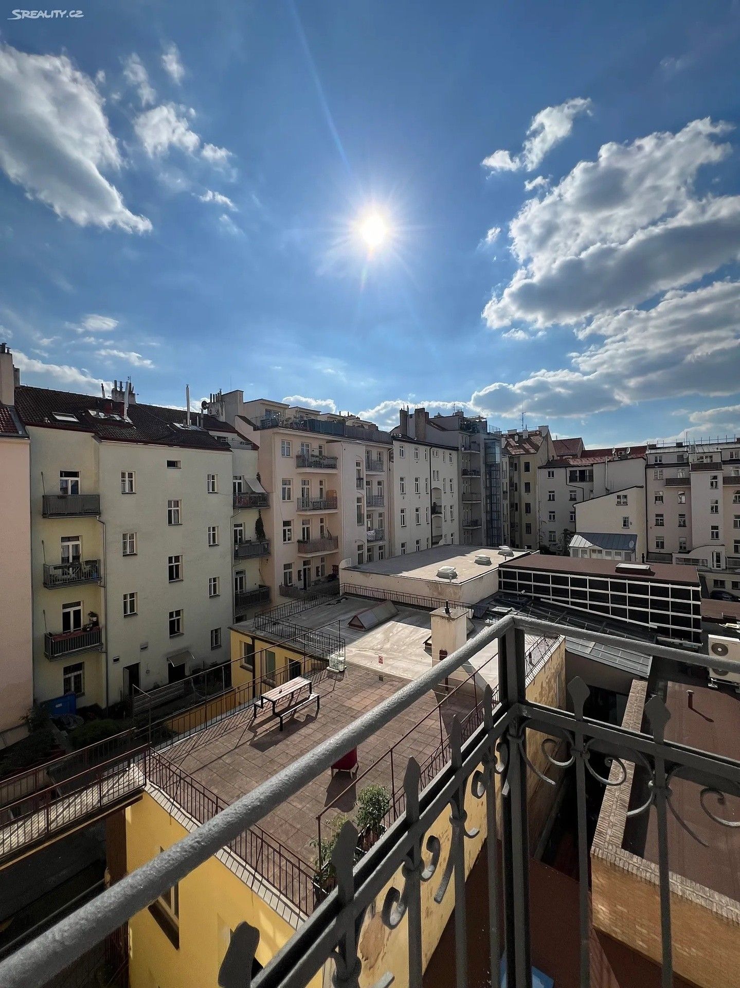 Byt 2+kk · 45 m² · Sládkova, Praha - 3