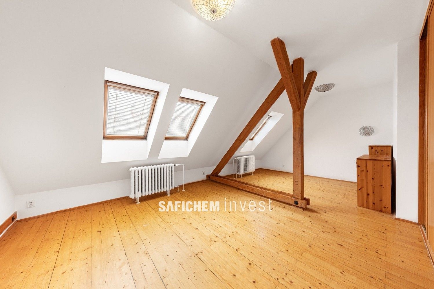 Byt 2+1 · 104 m² · Praha - Vinohrady, okres Praha 2, Hlavní město Praha - 3