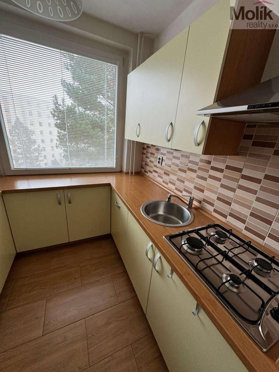 Prodej byt 3+1 - Zalužanská, Chlumec, 67 m²