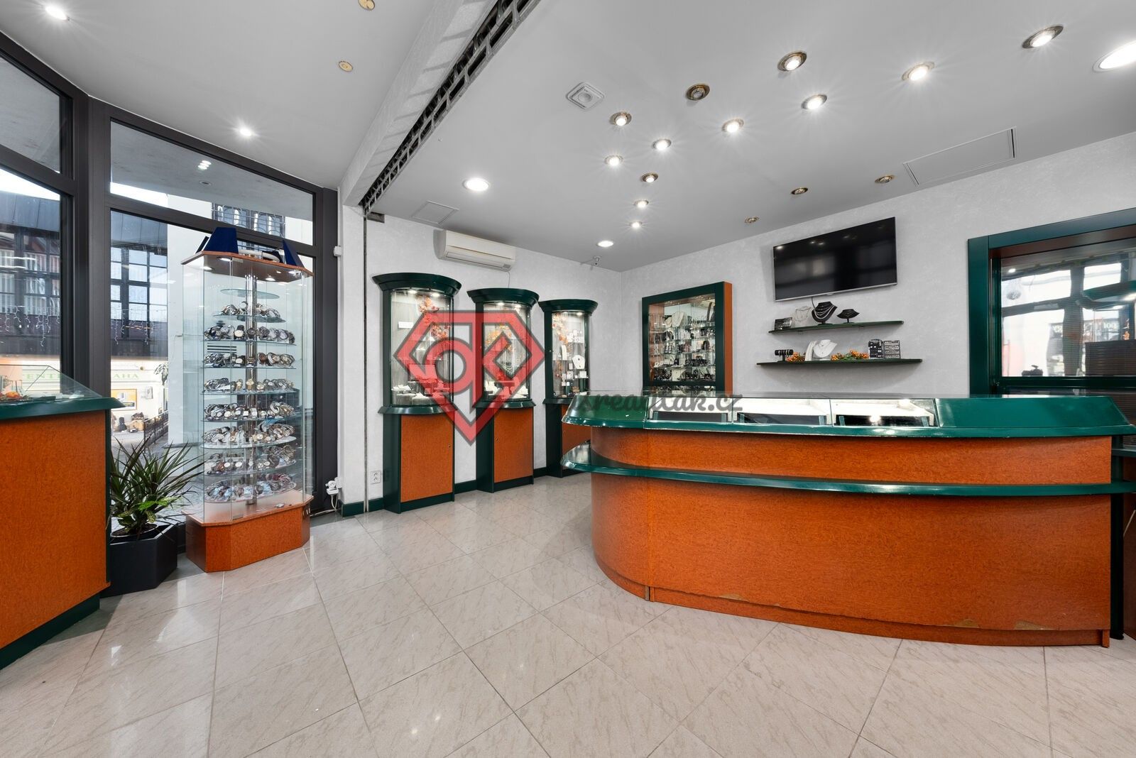 Pronájem obchodní prostory - 17. listopadu, Ústí nad Orlicí, 23 m²