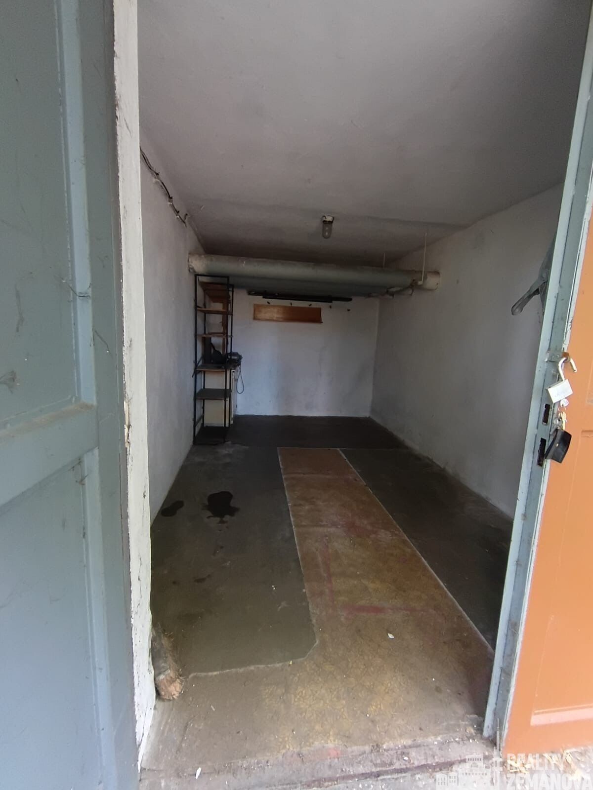 Garáže, Pod strání, Praha, 18 m² - 2