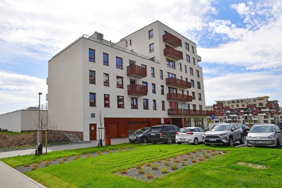 Byty, 111 01, Praha 10