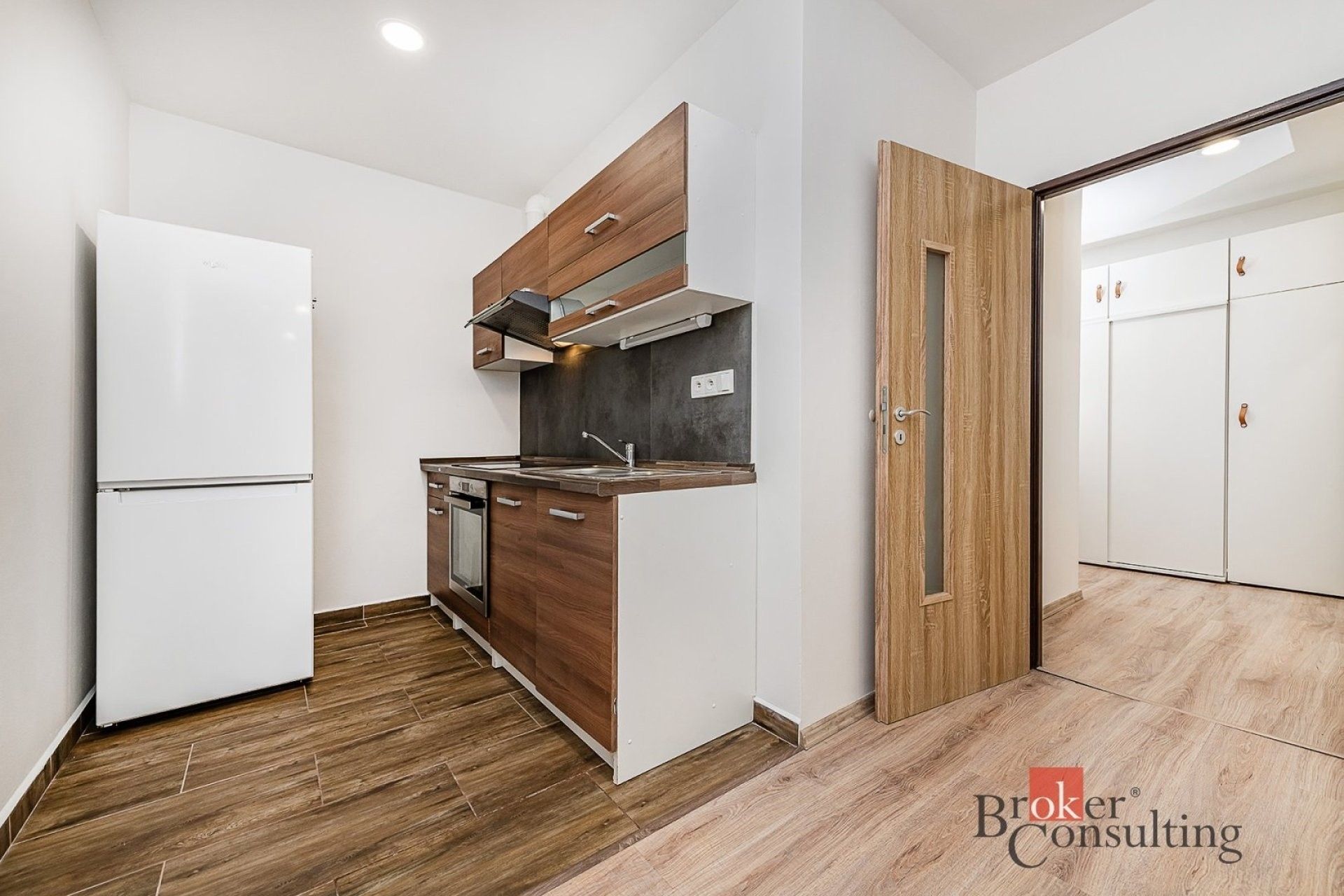 2+kk, Chabařovická, Praha, 47 m² - 1
