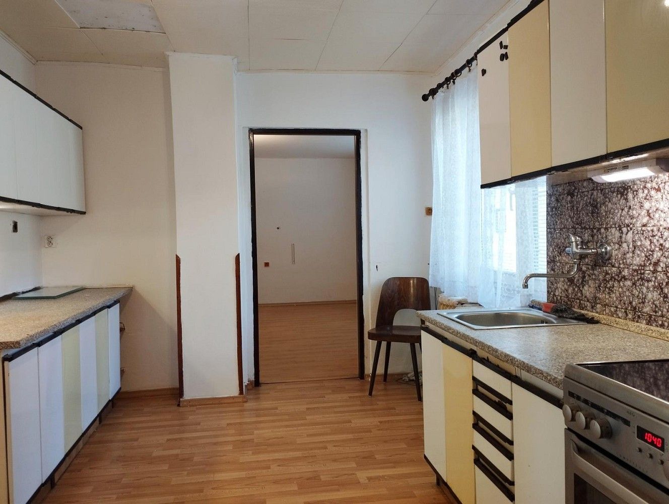 Prodej rodinný dům - Pražská, Úvaly, okres Praha-východ, 240 m² - 5