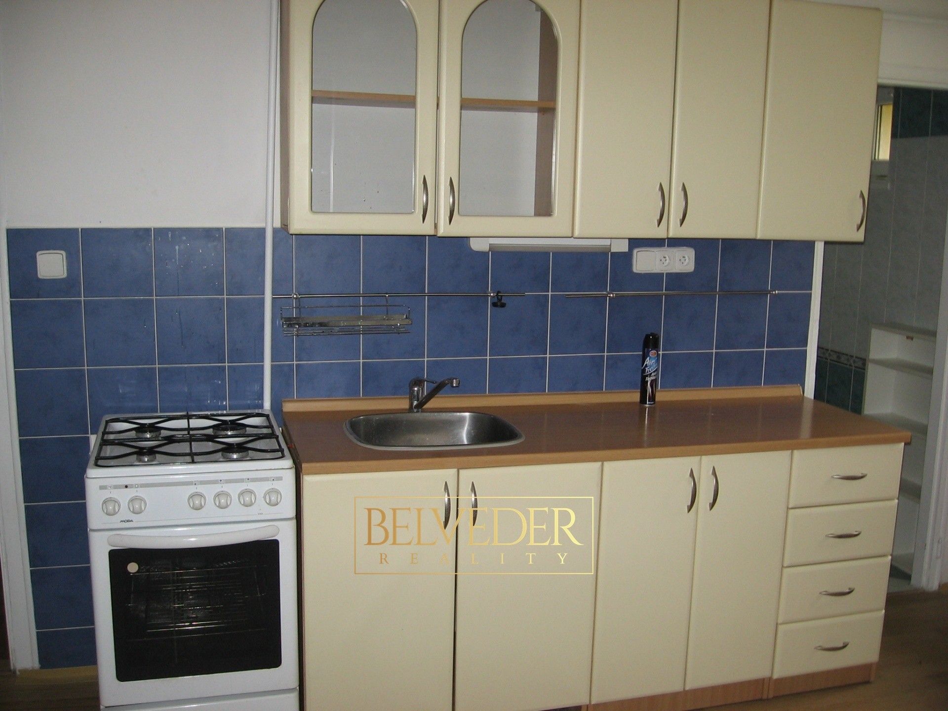 1+1, Pod Doubravkou, Teplice, 34 m²