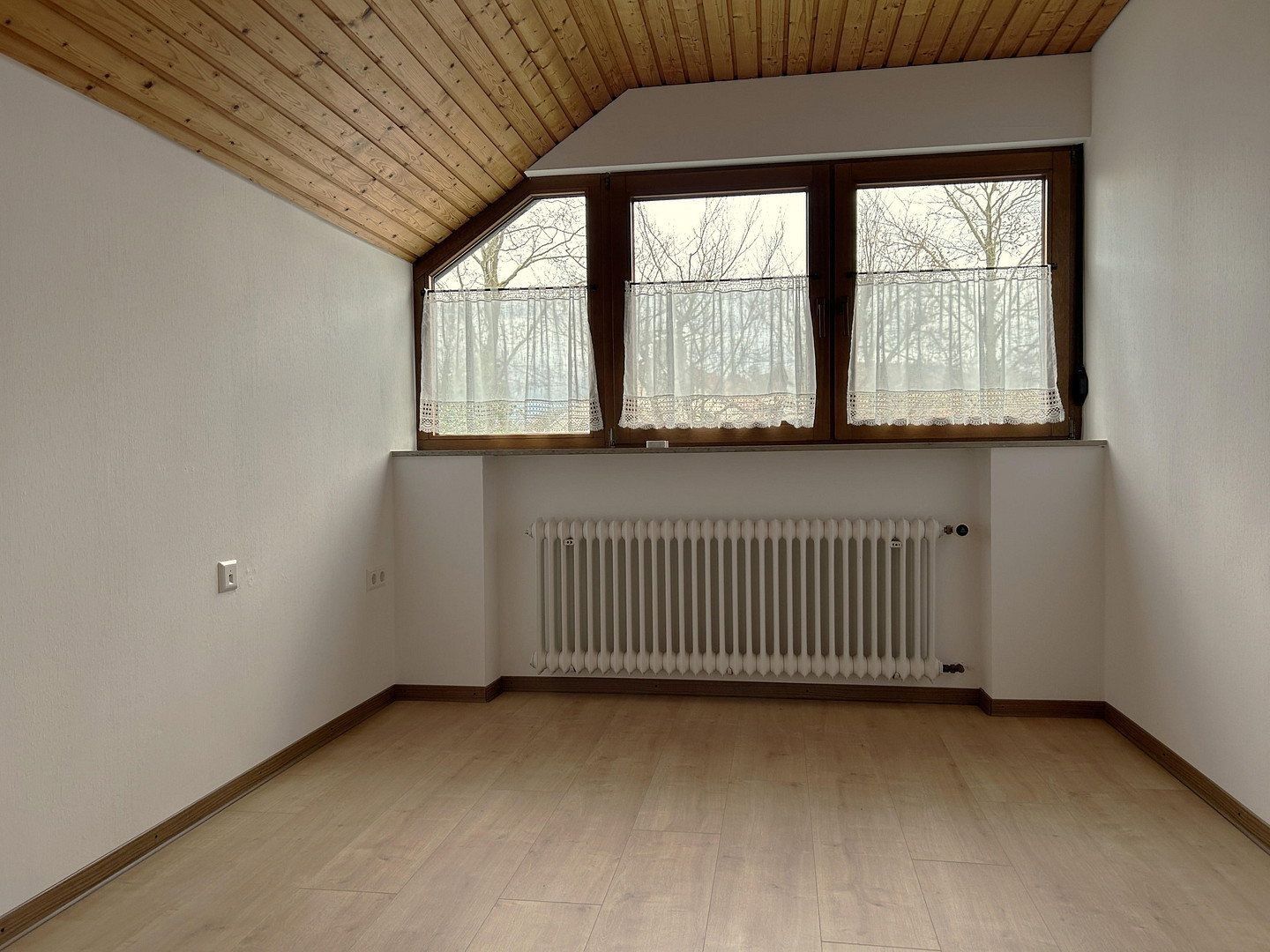 Byt 4+1 · 85 m² · , Bádensko-Württembersko - 3