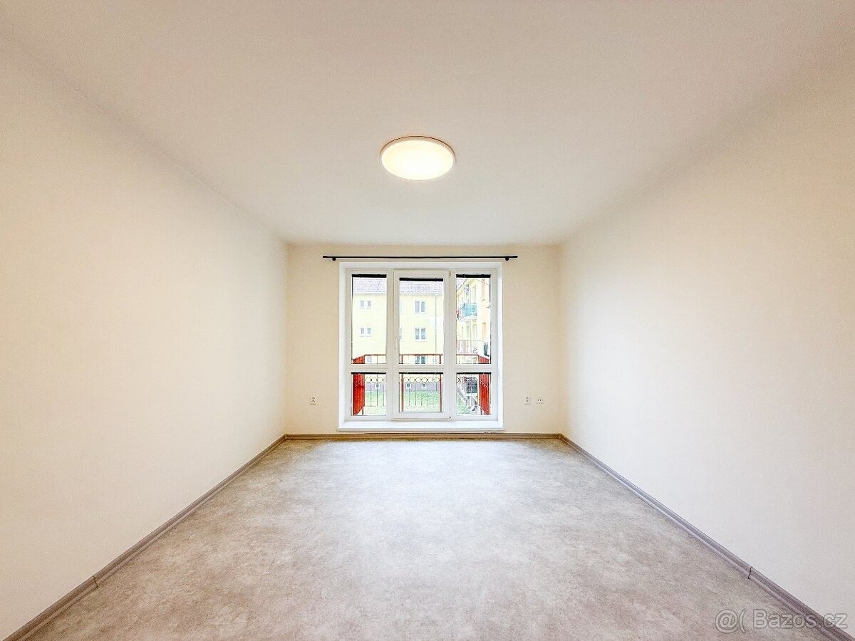 Pronájem byt - Hodonín, 695 01